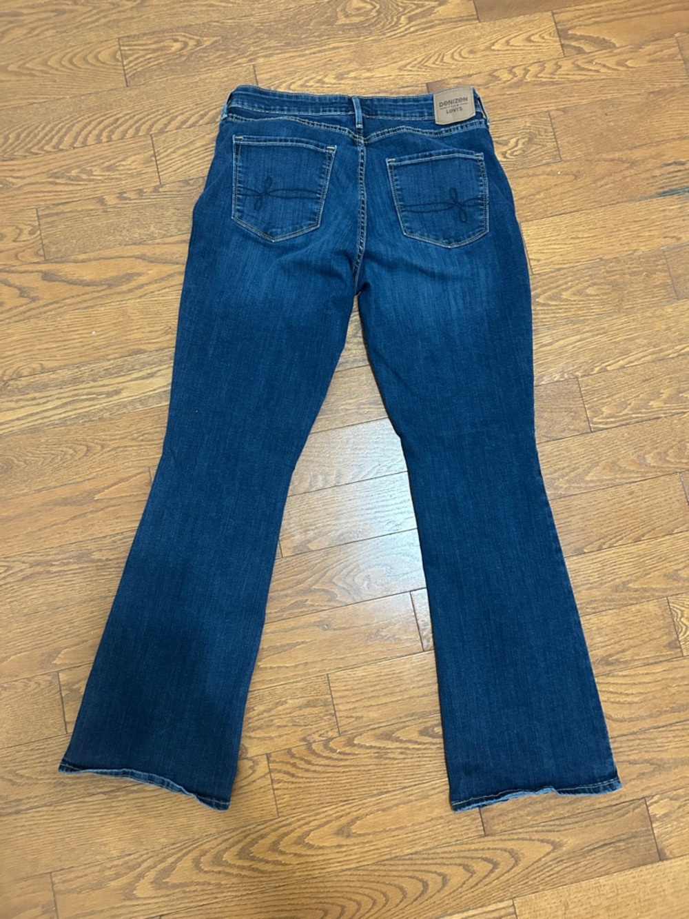 Denizen from Levi's Dark Blue Flare Jeans - Picture 4 of 5